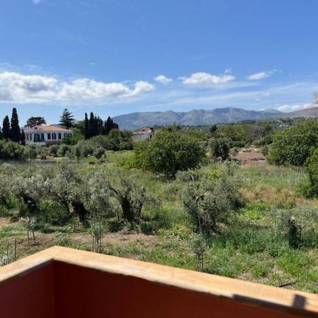 Kampos Apartment Chios Town Luaran gambar