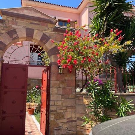 Kampos Apartment Chios Town Luaran gambar